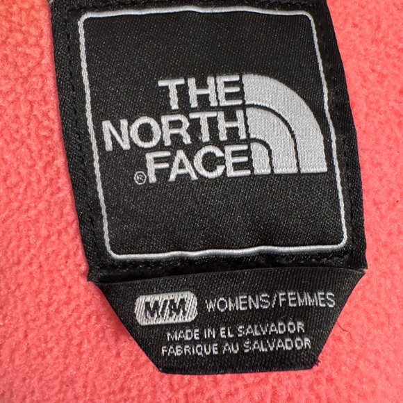 NORTH FACE Denali Women’s fleece jacket! Pink/Burgundy in great condition. - Picture 6 of 6